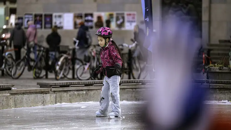 Fler På Is Medborgarplatsen 1